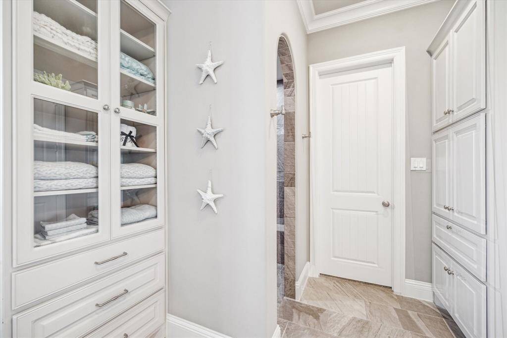 Great storage with 2 linen closets.