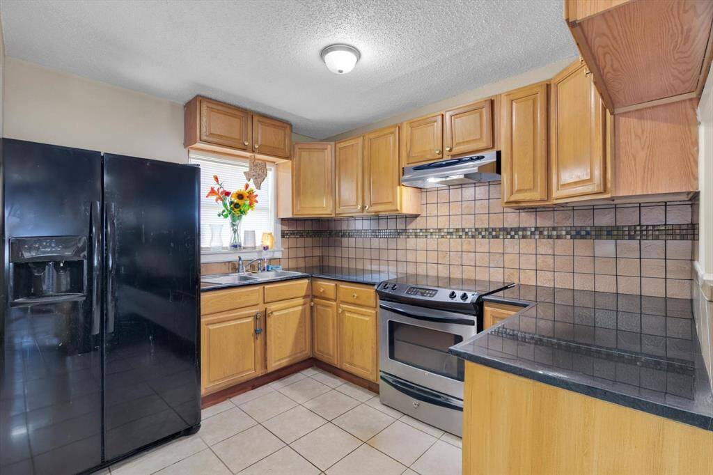 Great kitchen!