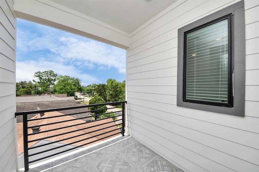 Private balcony