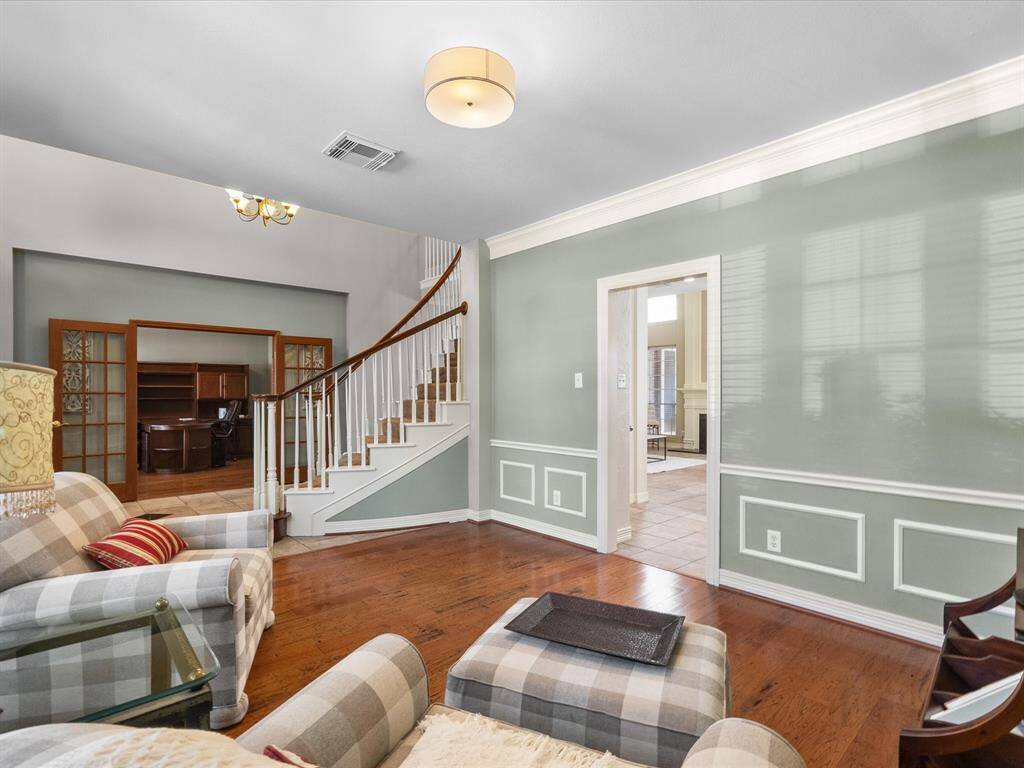 One more view of the living/dining room.