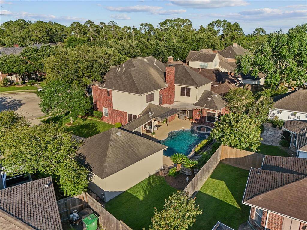 All tucked away at the end of a cul-de-sac for less traffic and more privacy.
