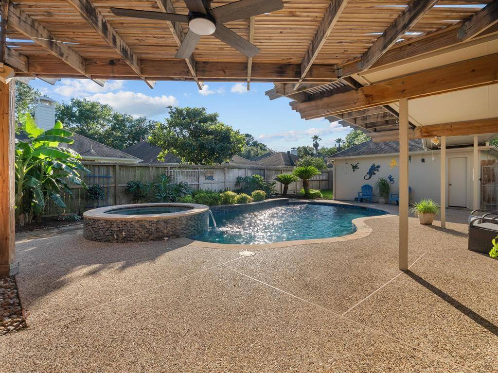 Welcome to the inviting pool/spa area.