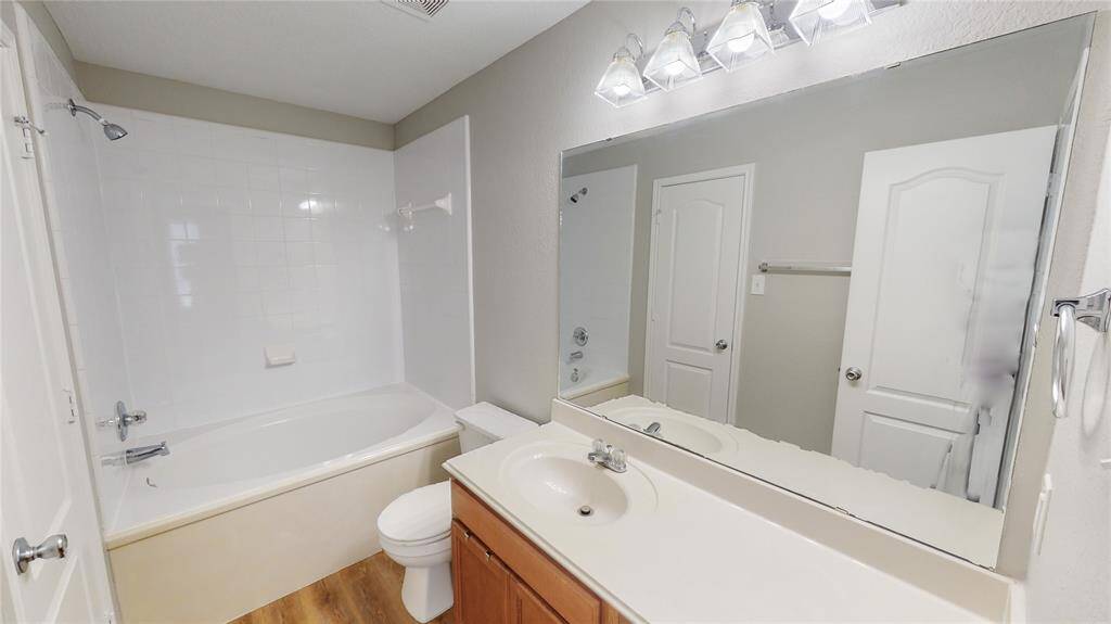 Owner's Ensuite