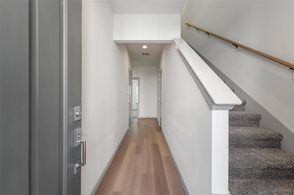 Foyer Entry