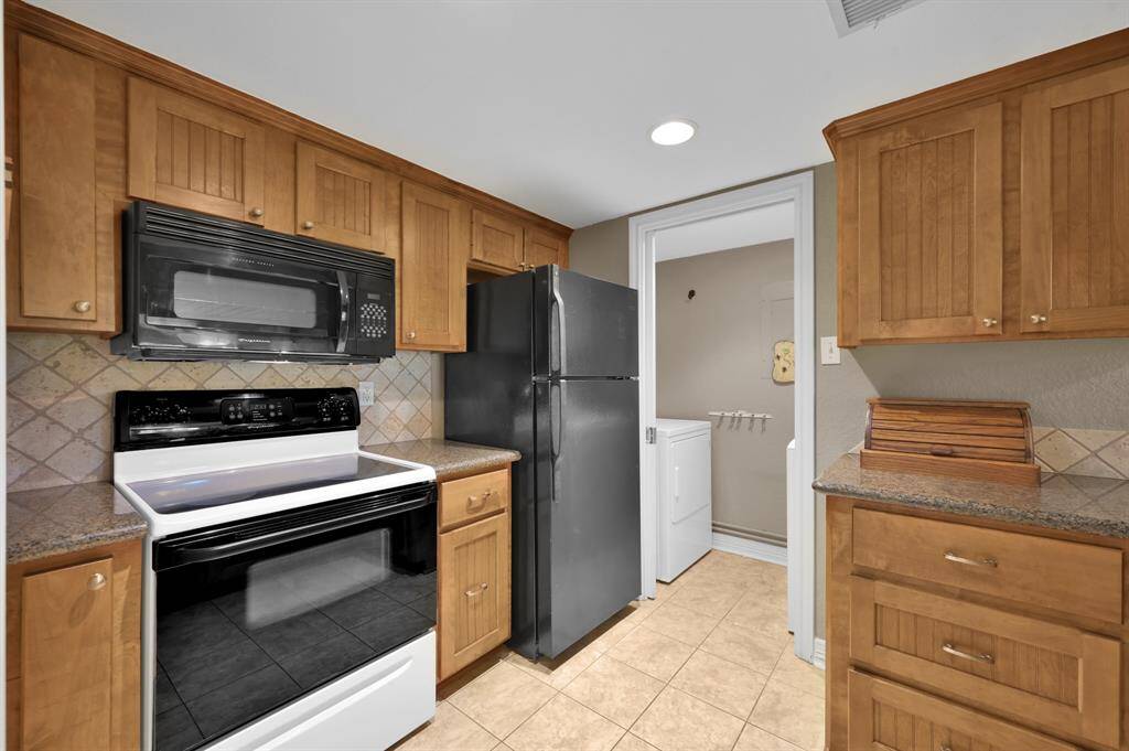 All appliances included!