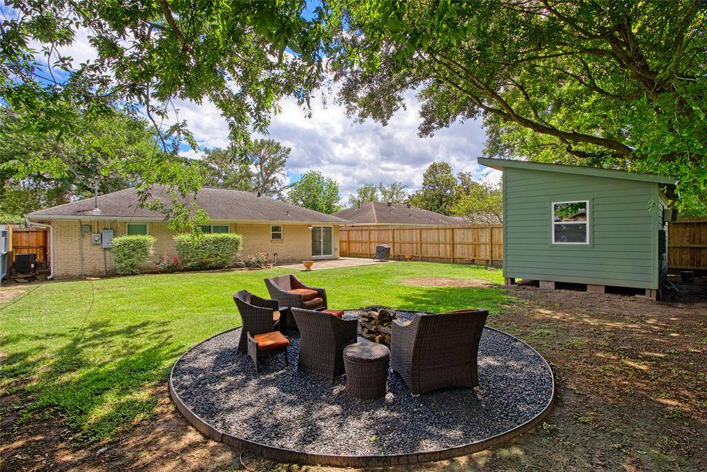 Spacious backyard
