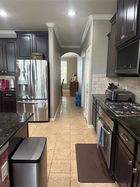 Kitchen stove