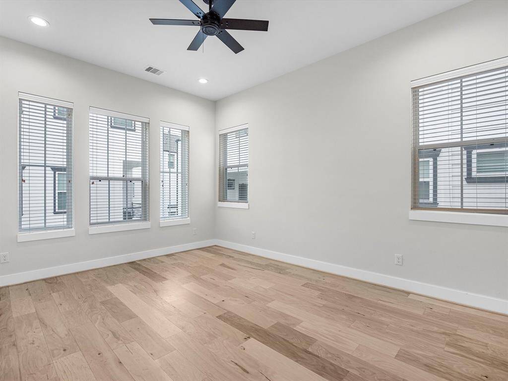 Primary bedroom is spacious and has 2 walk in closets