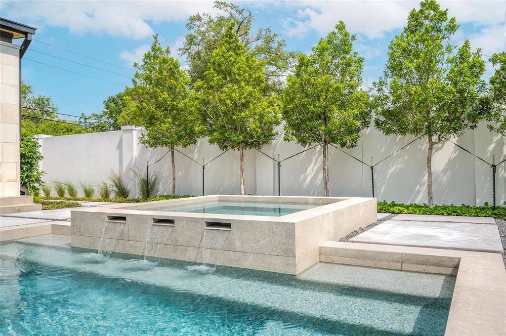 [Spa and Water-Wall]