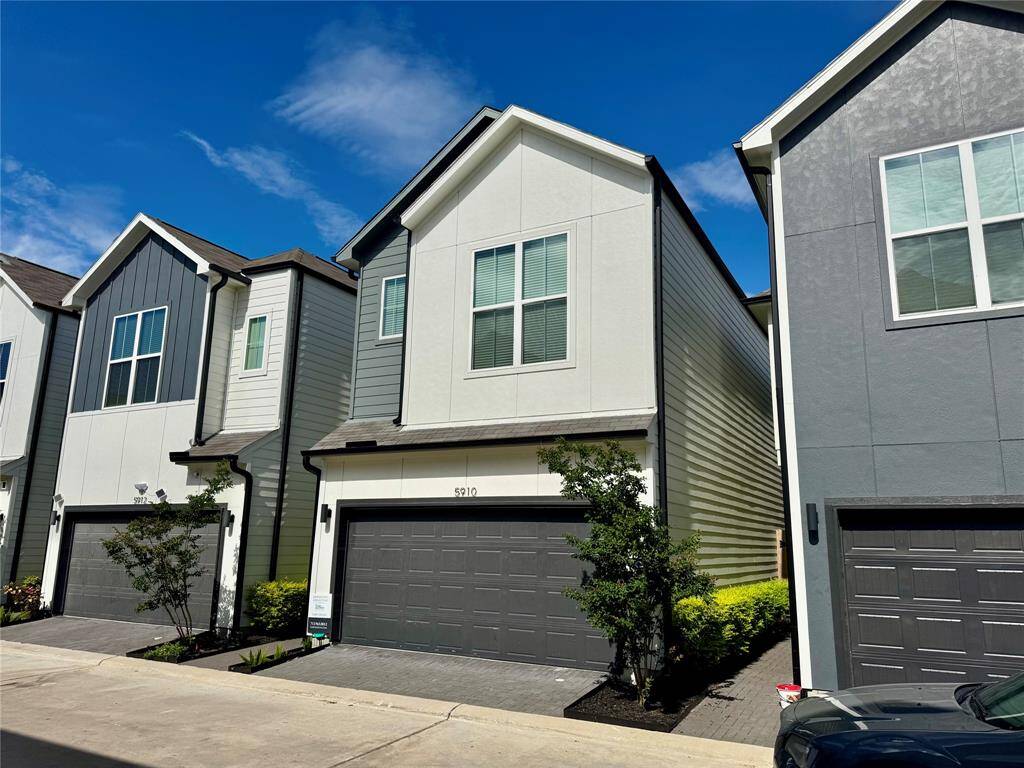 Lease this beautiful new construction home — modern design, spacious layout, and all the features you need for comfortable living. #lease