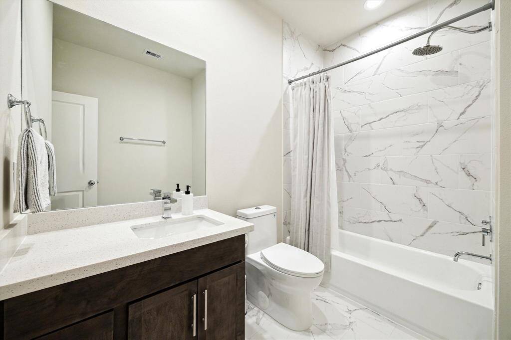 "Upstairs second bedroom, offering comfort and space for all your needs. #lease #newhome