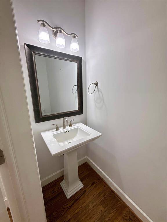 Half Bathroom (2nd Floor)