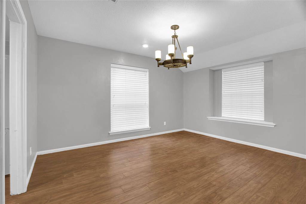 Elegant Dining Space with Ample Natural Light