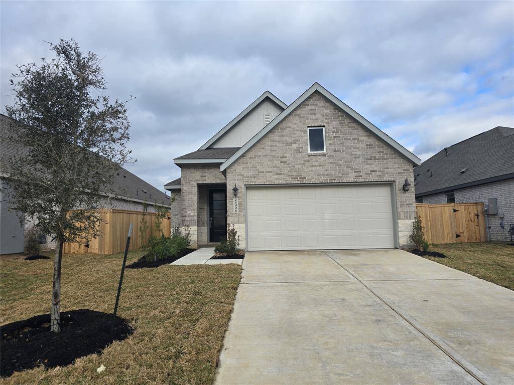 *Not actual home, pictures representative of same elevation*