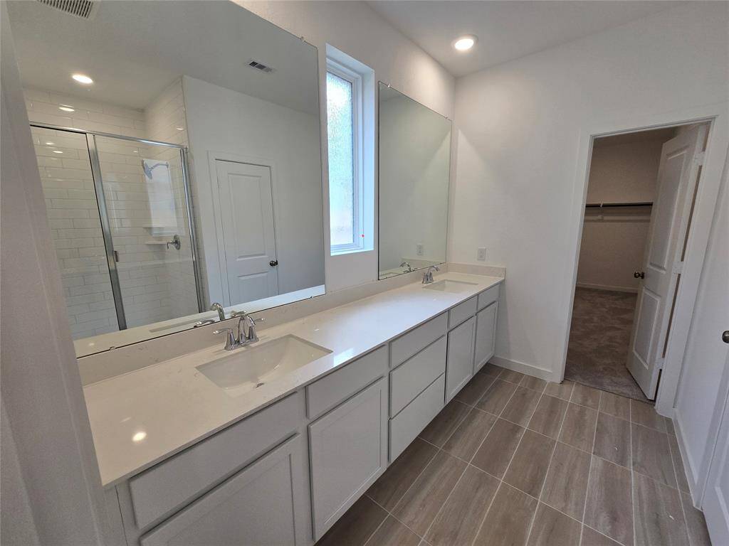 *Not actual home, picture representative of same floor plan*