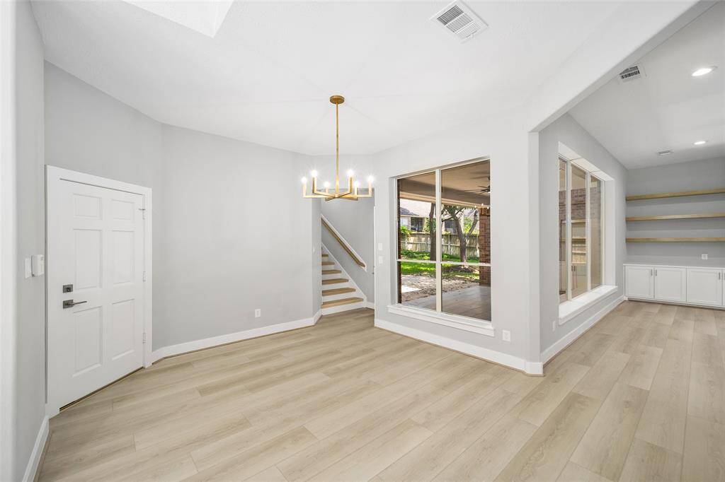 Breakfast Room