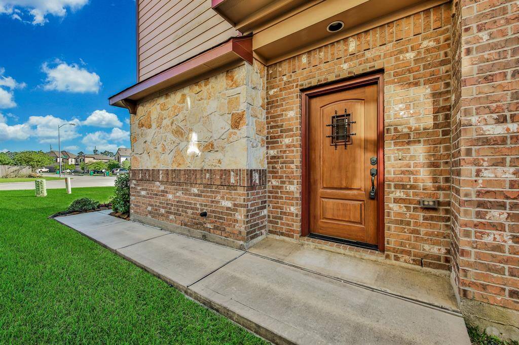 Situated on a partial cul de sac/corner lot with a greenspace to the left of the home and no rear neighbors..