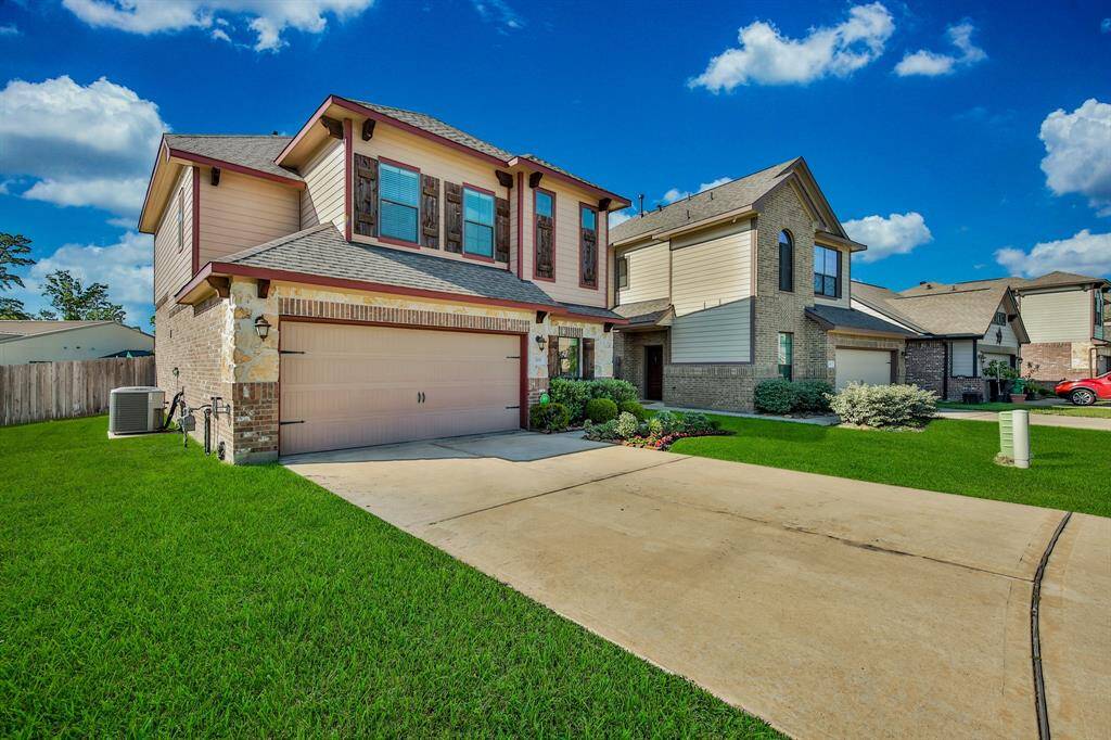 The location of this home means commutes are convenient with easy access to I-45, the Grand Parkway, and Hardy Toll Rd.