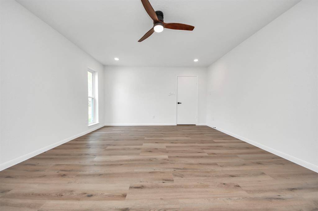 A modern ceiling fan adds comfort and style.