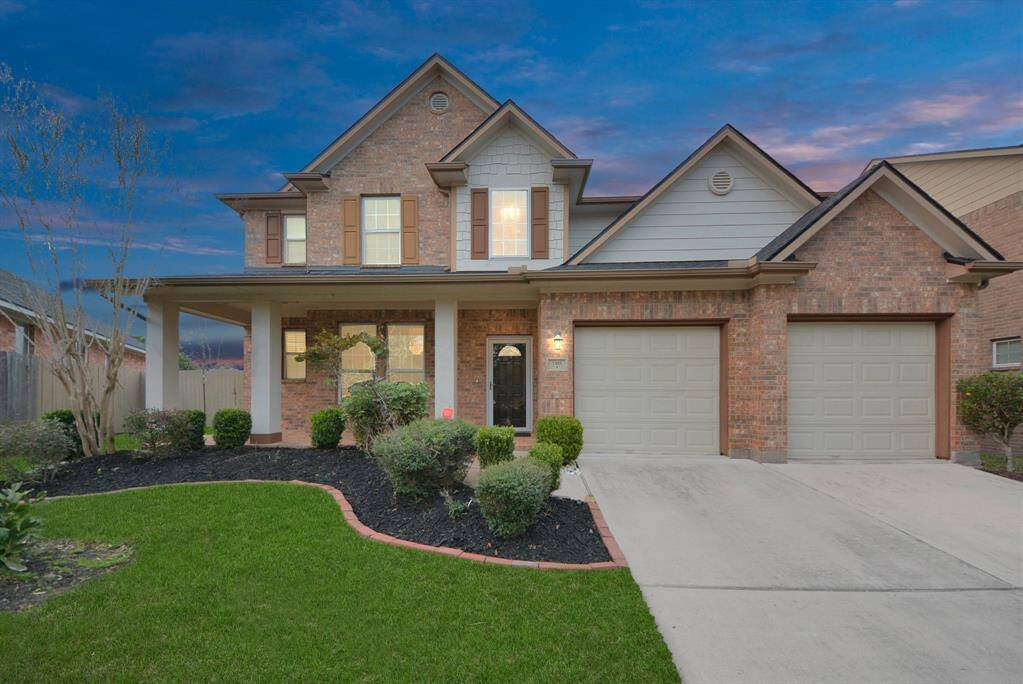 Welcome to 7303 Lennox Woods inthe Master Planned Community of Sienna in Missouri City!