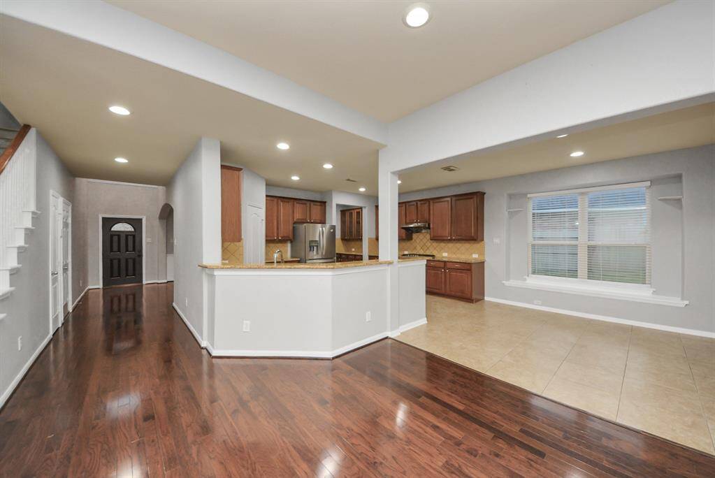 Big breakfast room for you and loved ones to start your day