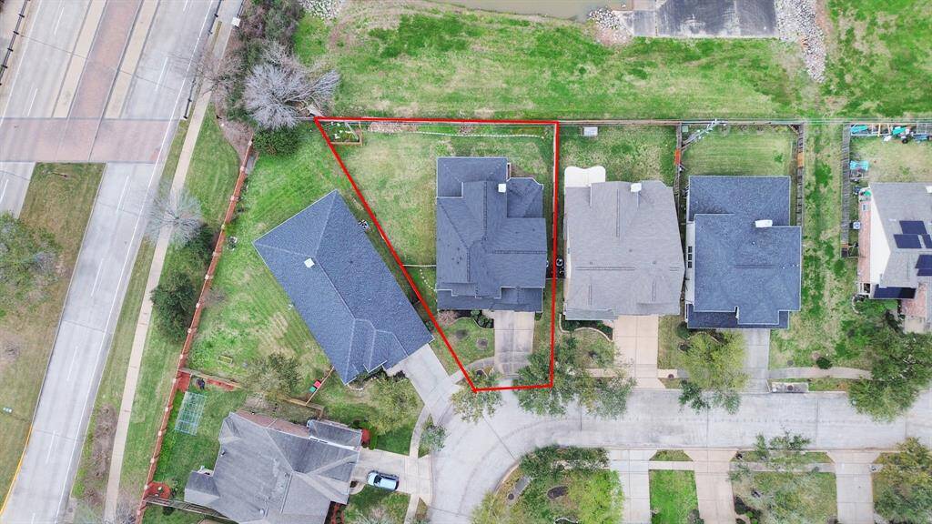 Ariel view with close proximity to Hwy 6