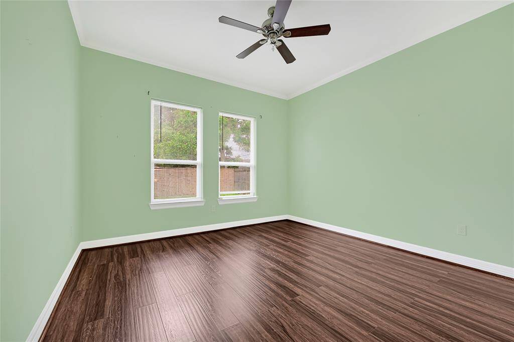 secondary bedroom