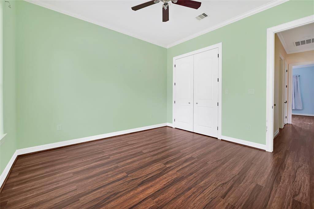 secondary bedroom