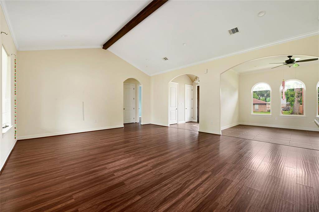 Large living area with formal dinning room