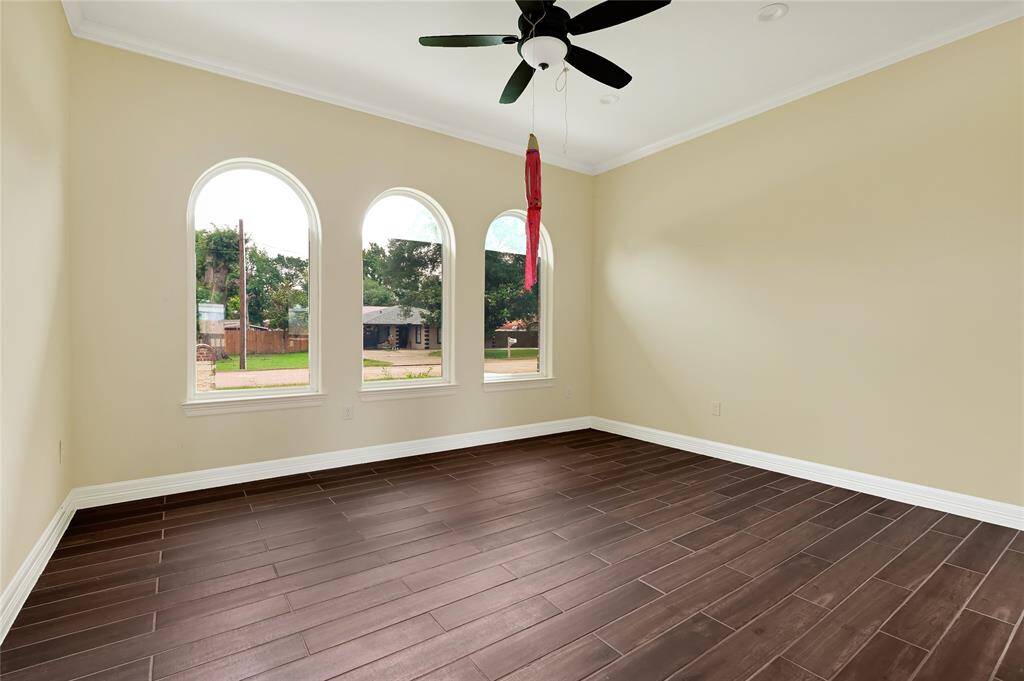 Formal Dinning Room