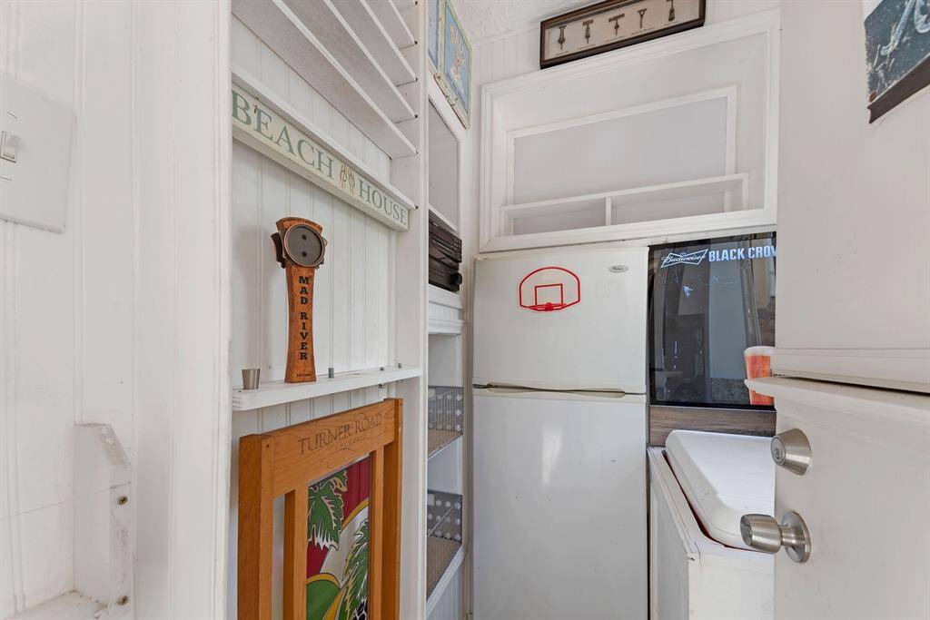 Check out this poolside bar with pass through window for serving.