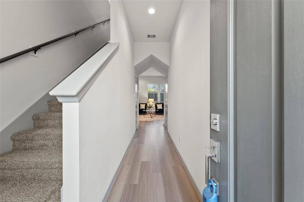 Foyer Entry