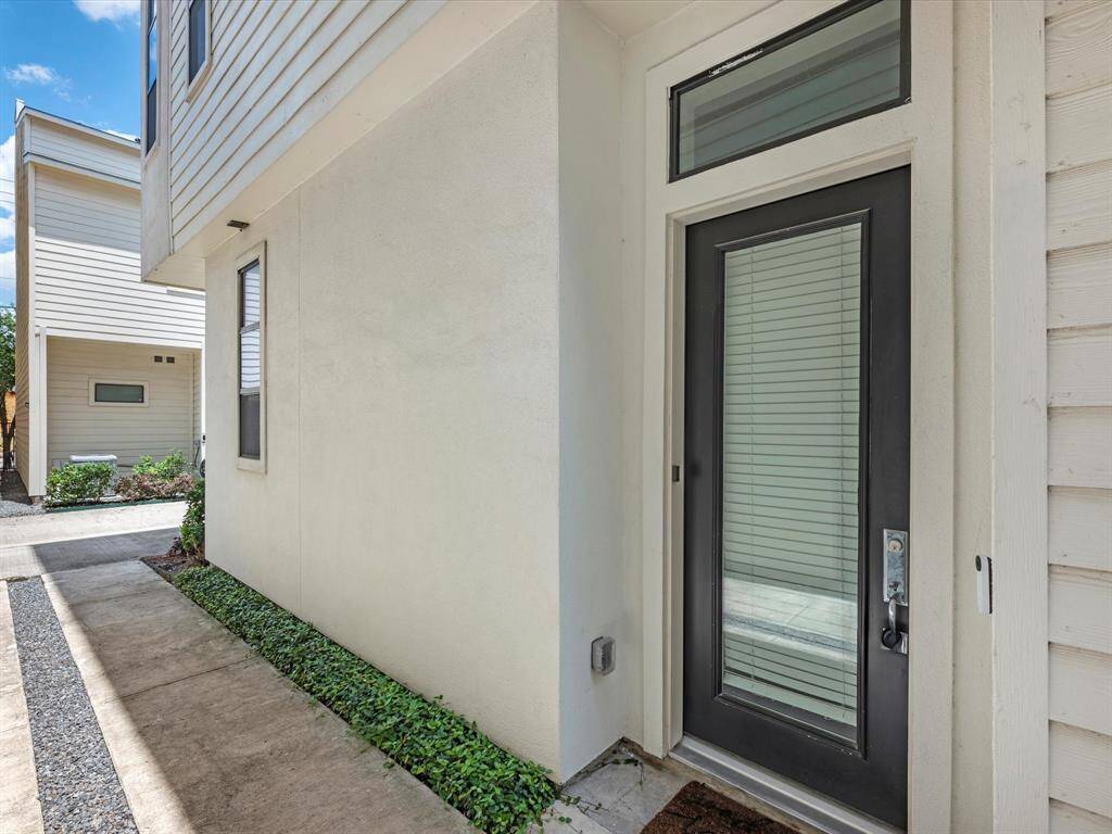 Welcome to 110 N Hutcheson!