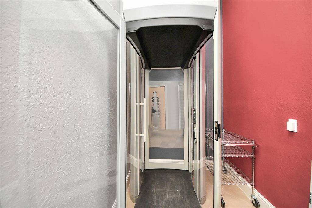 Indoor elevator