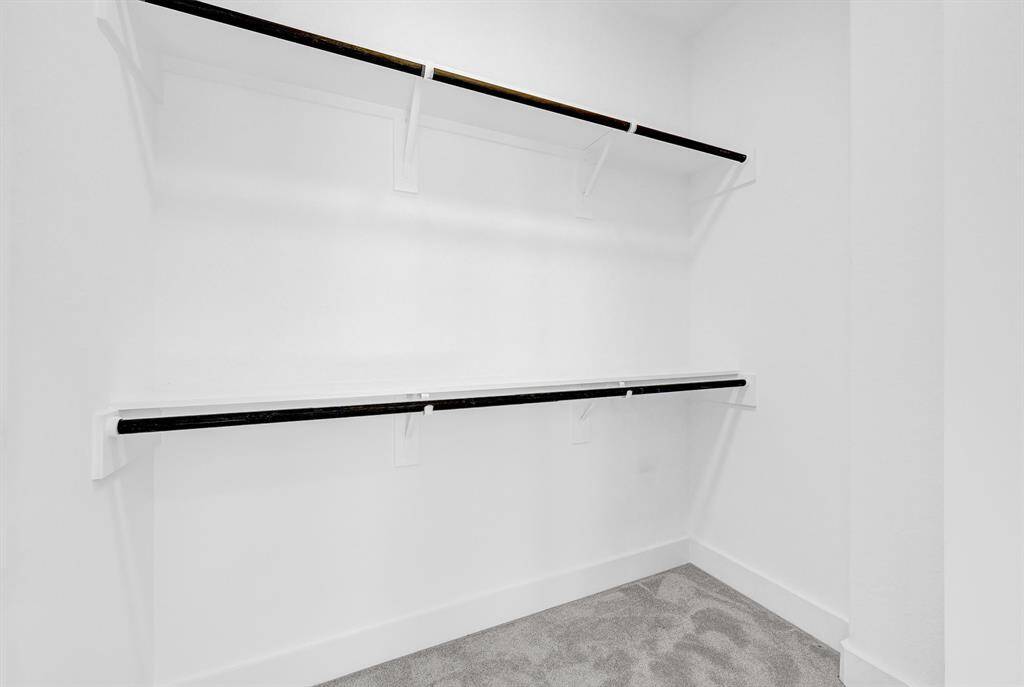 Her's closet
