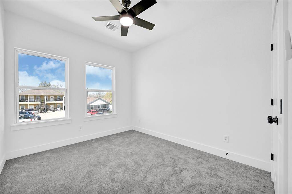 Secondary bedroom 2