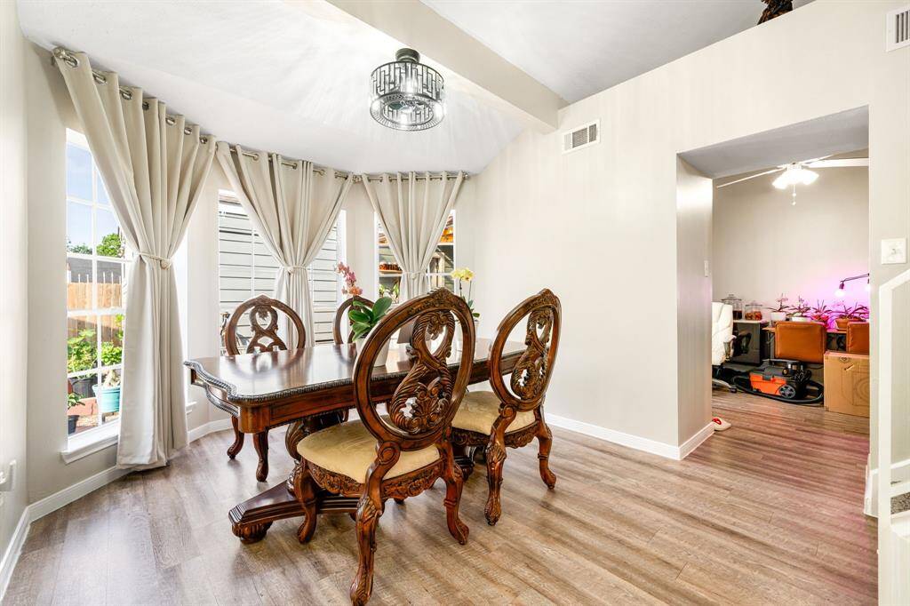 Sunny breakfast nook just off the living room, perfect for casual dining.