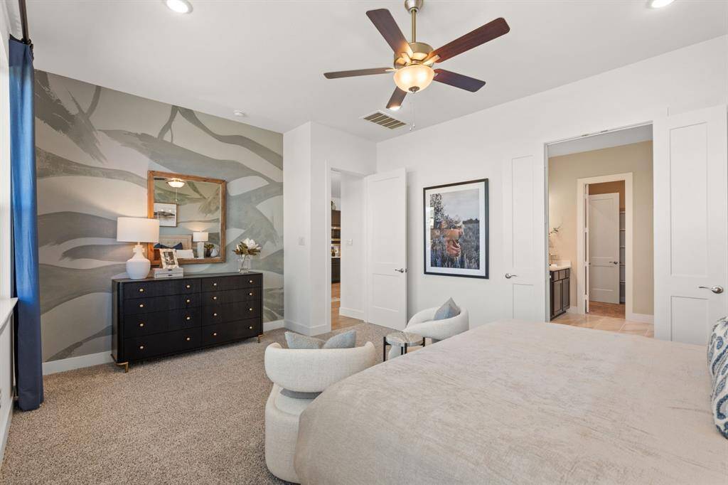Photos are REPRESENTATIVE of the home /floor plan and are NOT of the actual home.  Selections, features, and room options may vary.  For more info, contact Chesmar Homes.
