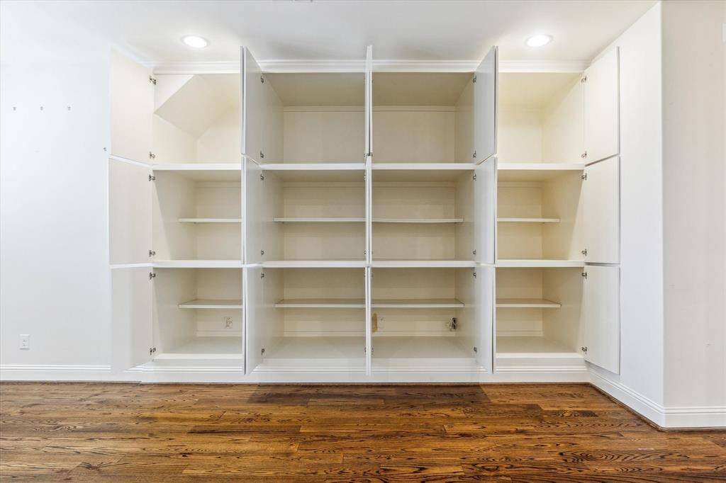 Plenty of Storage/Game Room