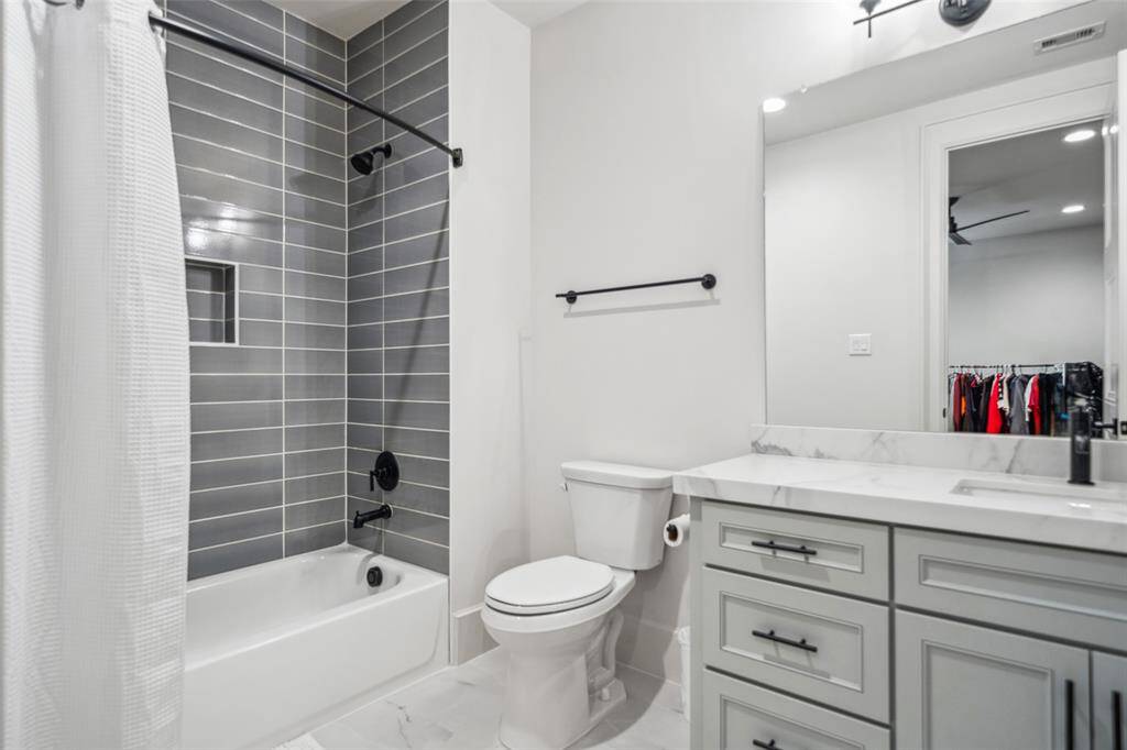 Secondary Bathroom 3