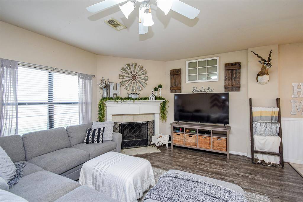 Fireplace! Let's get cozy.