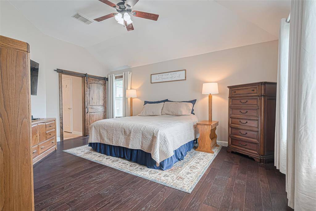 Primary bedroom is also very sizeable and accommodates large furniture!