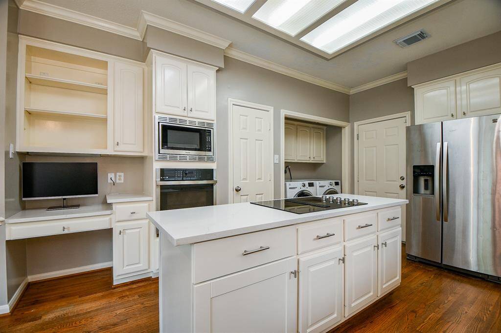 Kitchen view and study space attached.