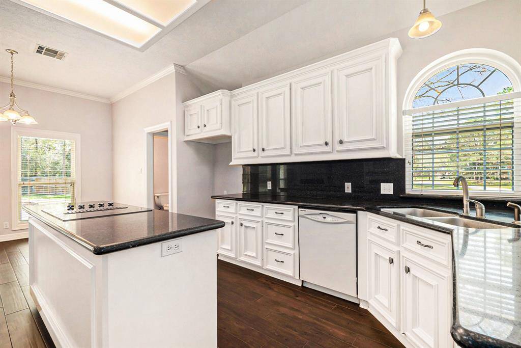 Another view of this stunning kitchen.