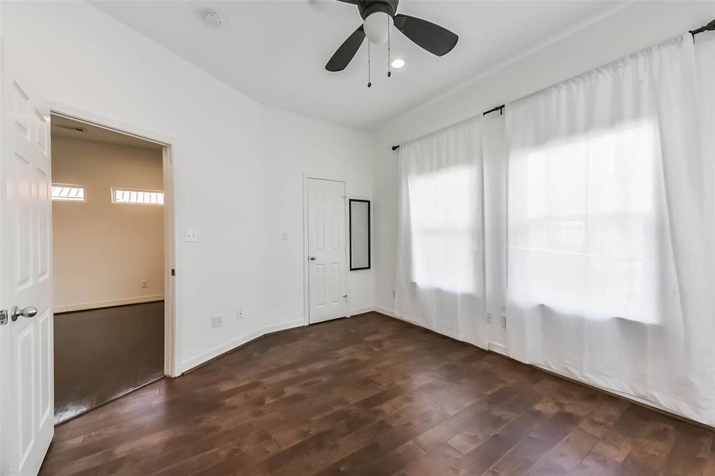 Oversized front bedroom w/ generous closet space!