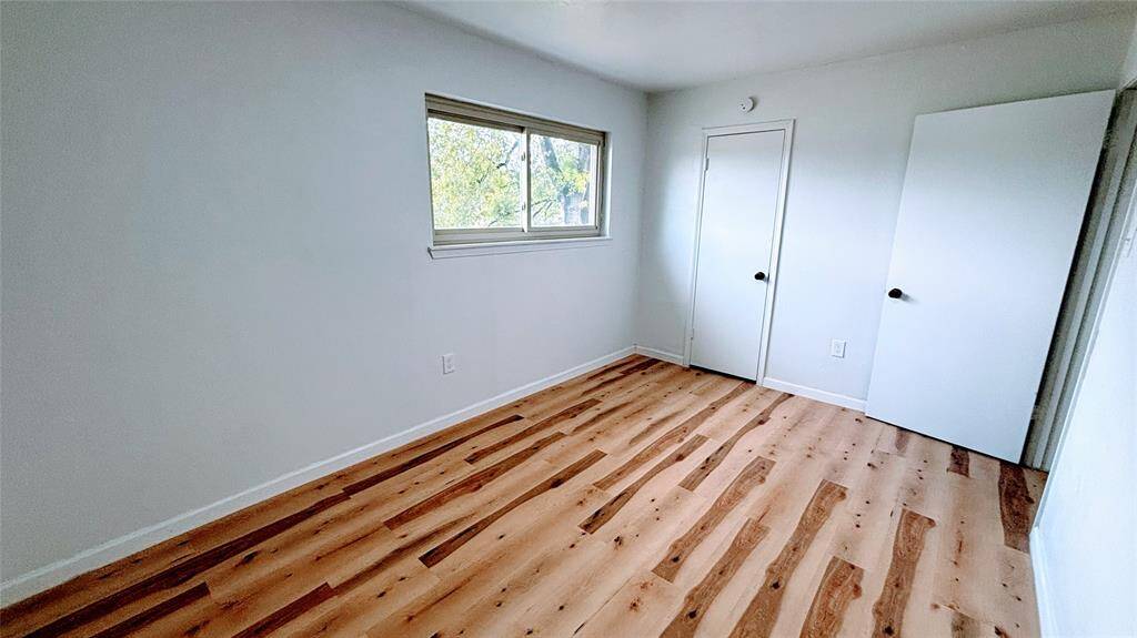 Another view  room 4.