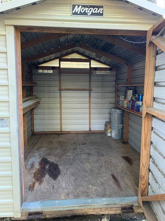 Additional shed storage