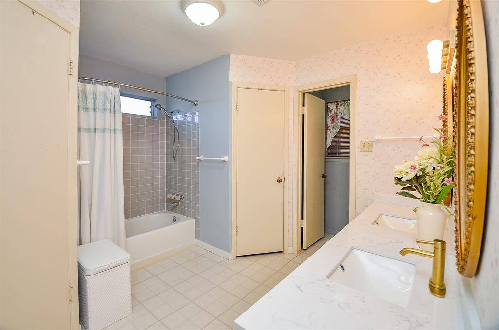 Primary bathroom.