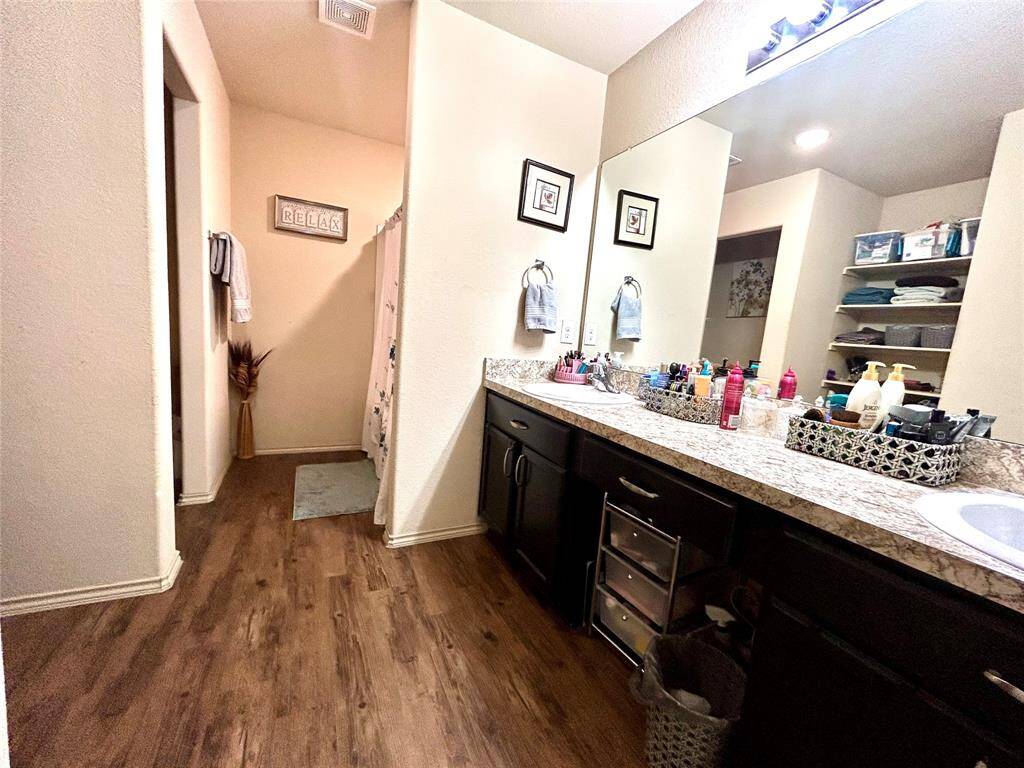 master restroom