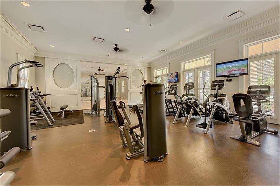 The exclusive East Shore Community Club for the enjoyment of East Shore residents only.  Come and play a while!